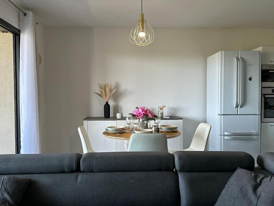 5 Min Des Plages - Appt 2 Chambres A Casa Bella Люссиана Экстерьер фото